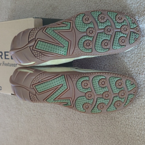 Merrell shoes - Picture 3 of 4